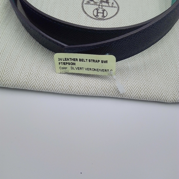 Hermes leather belt with padlock buckle - Picture 3 of 12